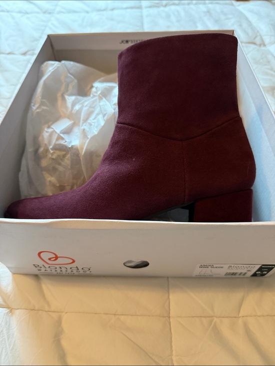 blondo Shoes - Blondo Burgundy Suede Block Heel Ankle Boots